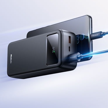 Power bank Mcdodo MC-4240 22.5W - 30000mAh s LED zaslonom, Type-C i 2x USB-A izlaza - crni