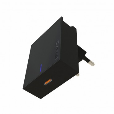 Zidni adapter za punjenje Swissten Travel Charger z PD USB-C 20W izlazom za punjenje i prigodnim utorom za odlaganje uređaja - crni Zidni adapter za punjenje Swissten Travel Charger z PD USB-C 20W izlazom za punjenje i prigodnim utorom za odlaganje uređaja - crni