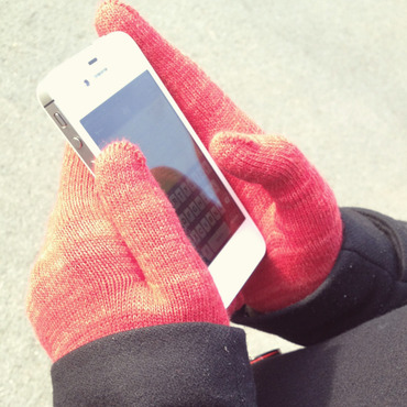 Predivne, tople i moderne zimske touchscreen rukavice TTgloves - crvene - M