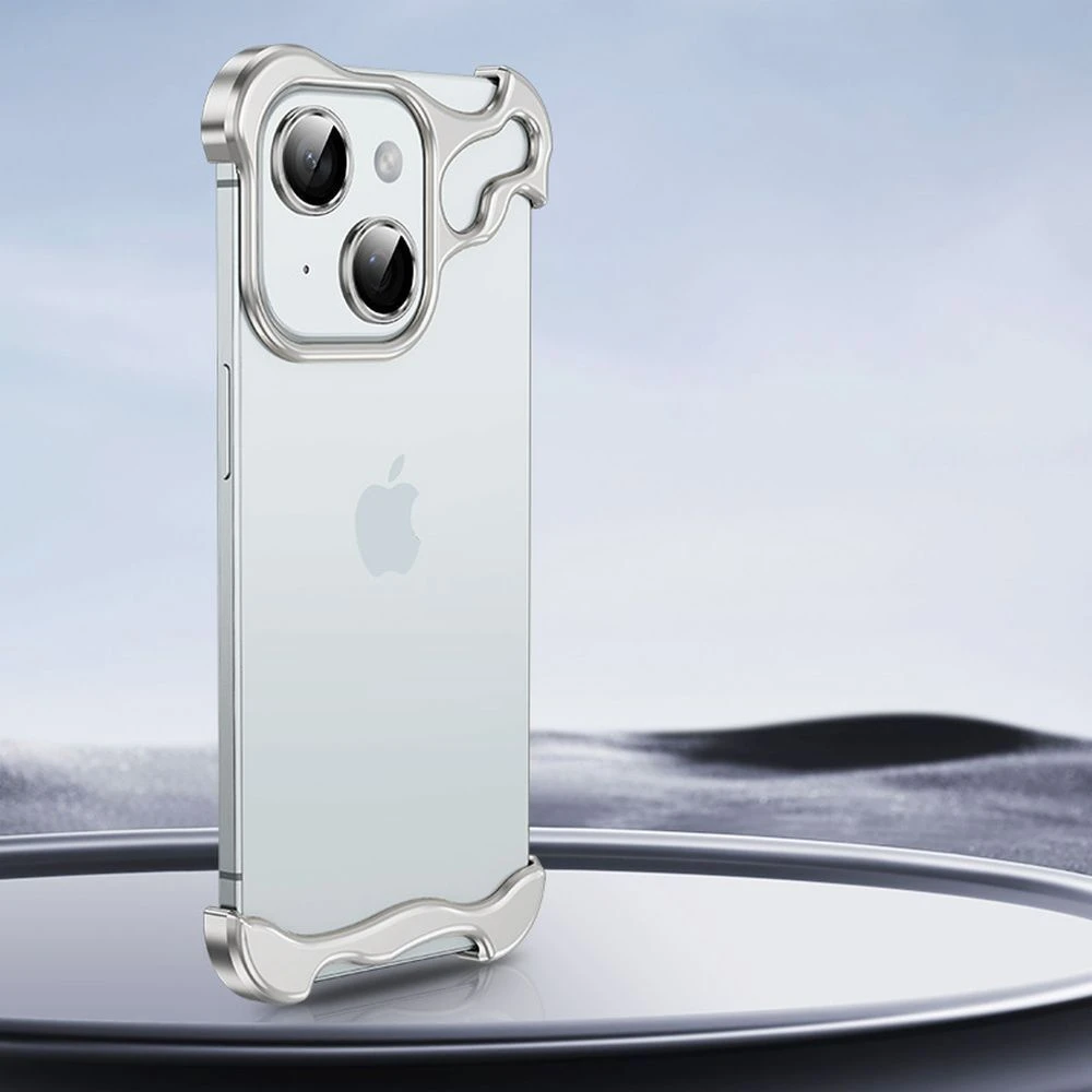 Minimalistična maska Naked Metal s alu zaštitom rubova i staklom za zadnje kamere za iPhone 14 - titanium silver