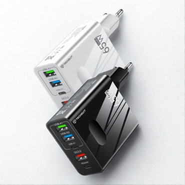 Zidni punjač Techsuit PentaXPower "CHC1" 65W s 5 izlaza (3× USB + 2× USB-C PD) i GaN tehnologijom